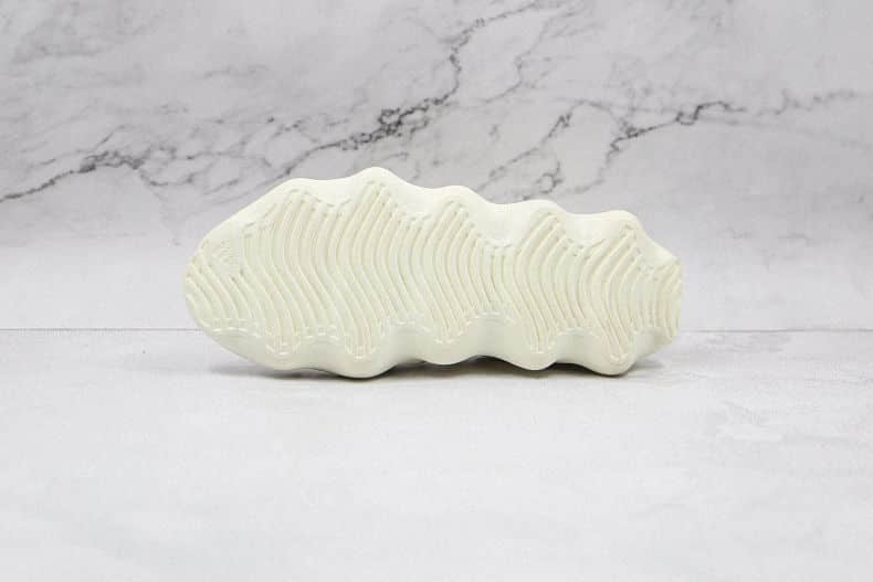 Spotting Fake Yeezy 450 'Cloud White' shoes online(5)